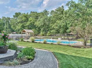 1725 Cobblestone Ct, Toms River, NJ 08755