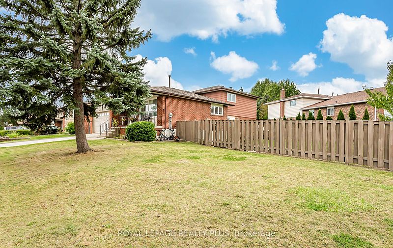 Mississauga House for rent - 3 Bedrooms — photo 5