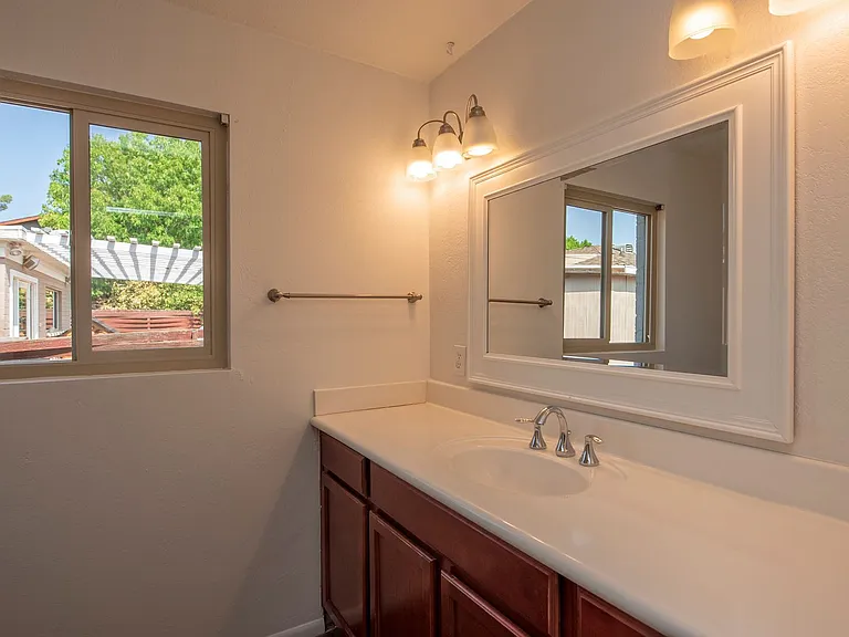 4456 E Campbell Ave — Photo 7