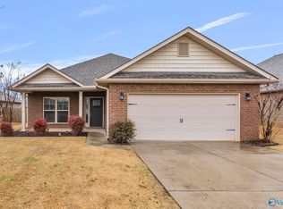 132 Pembridge Ln, Madison, AL 35756