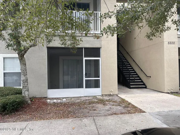 5200 PLAYPEN Drive #5, Jacksonville, FL 32210