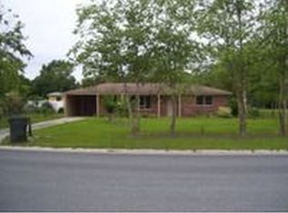 105 Morris Dr, Alma, GA 31510