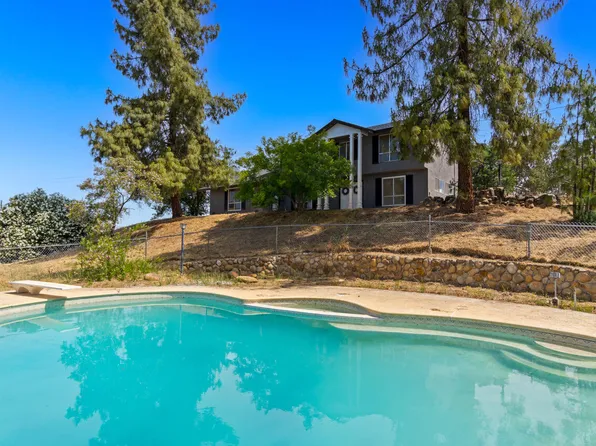 16290 Palomino Drive, Springville, CA 93265
