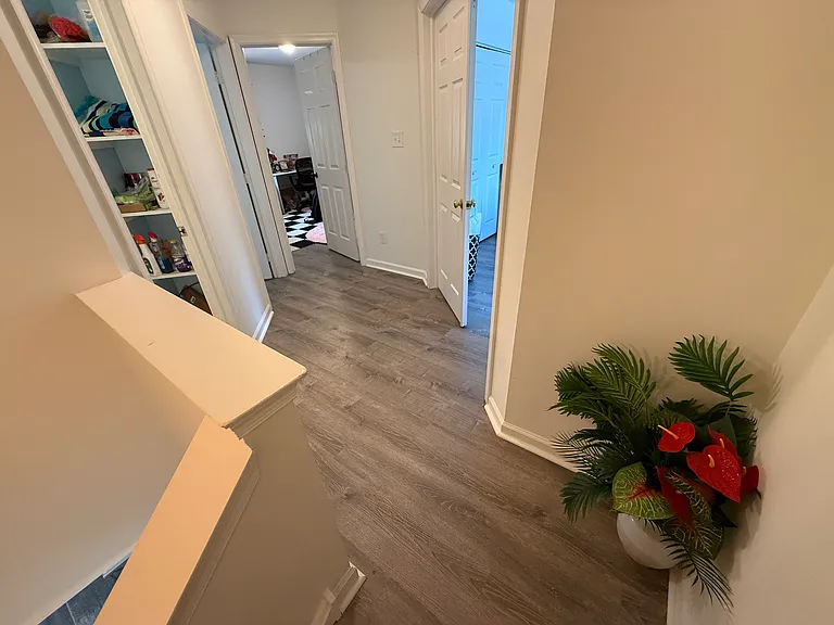 120 Village Dr — Photo 22