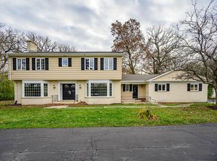 1S615 Winfield Rd, Wheaton, IL 60189