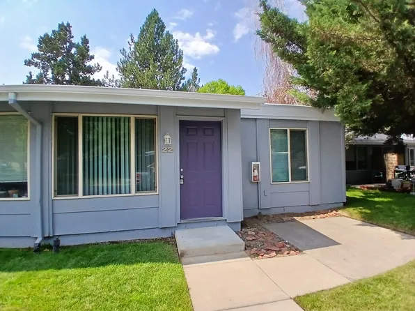 1700 NE Wells Acres Rd APT 22, Bend, OR 97701