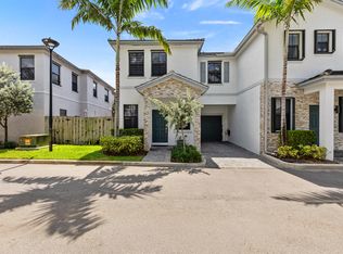 2820 SW 17th Avenue, Fort Lauderdale, FL 33315
