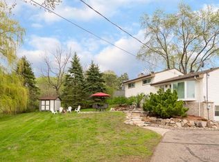 1467 Highview Ave, Eagan, MN 55121