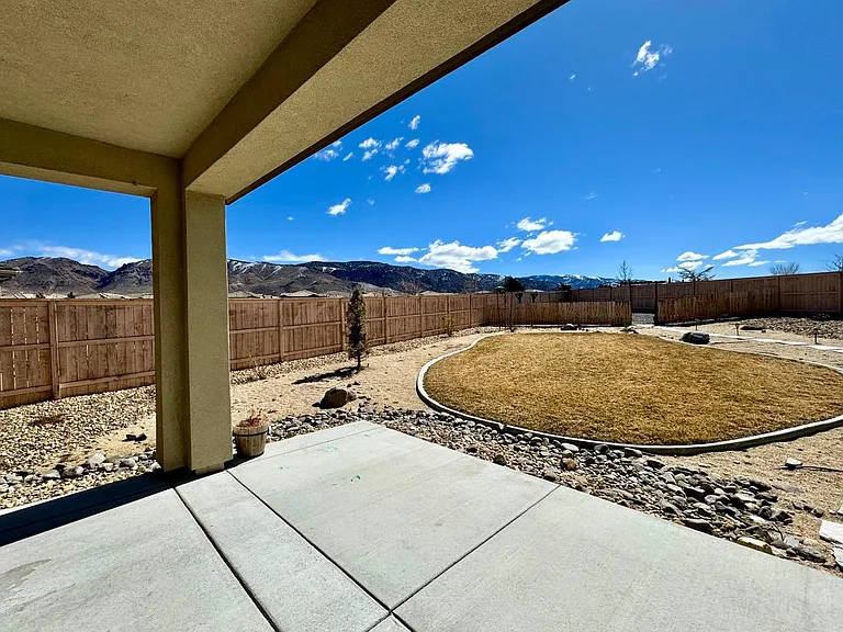 10520 Rollins Dr — Photo 4