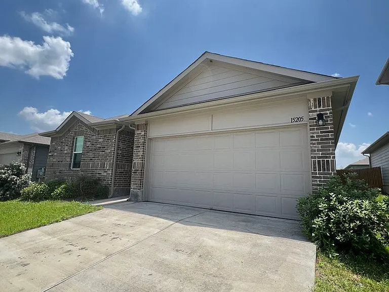 15205 Siberian Elm Ln — Photo 1