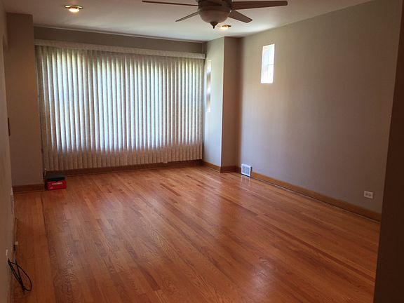 4th image of 5734 S New England Ave