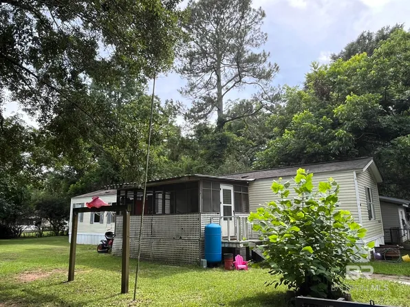 7719 Bermuda Dr, Semmes, AL 36575