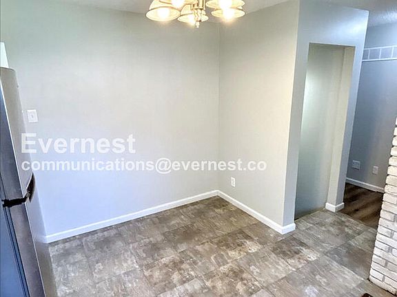 3rd image of 2185 Cottontail Dr