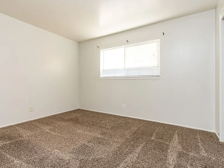 121 Starr Ave #A-D — Photo 10