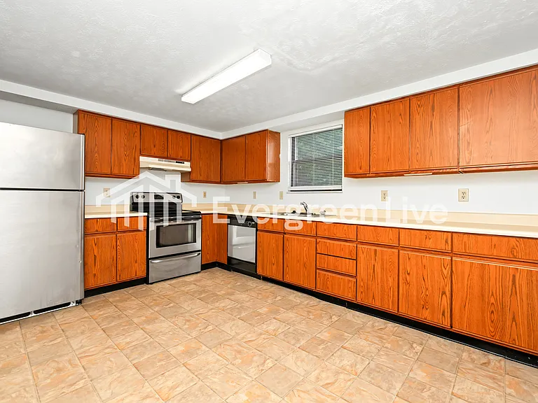 6593 Shull Rd — Photo 6
