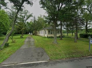 110 S Main St, Cranbury, NJ 08512