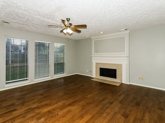 5th image of 5111 Natural Bridge Dr