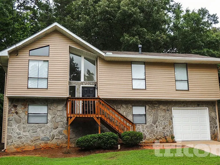 3834 Shane Ct — Photo 1