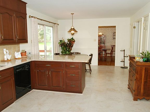 Granite and Travertine-Like Flooring