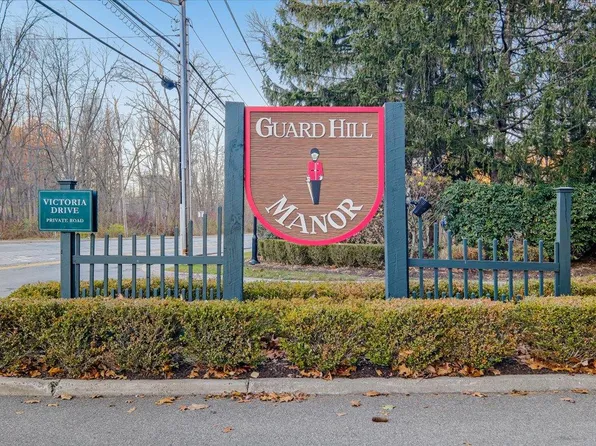 403 Kensington Way, Mount Kisco, NY 10549