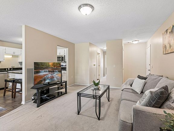 4th image of 6260 Magda Dr Unit B
