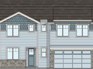 2209 SW Putnam Dr, Oak Harbor, WA 98277