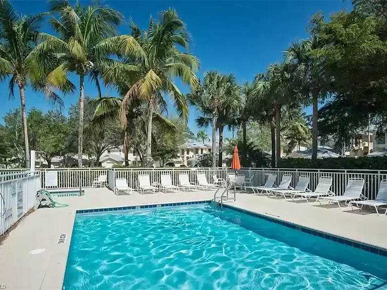 Tarpon Cove Dr — Photo 2