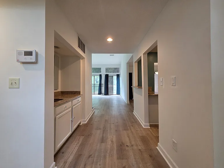 23 Longbow Ct — Photo 4