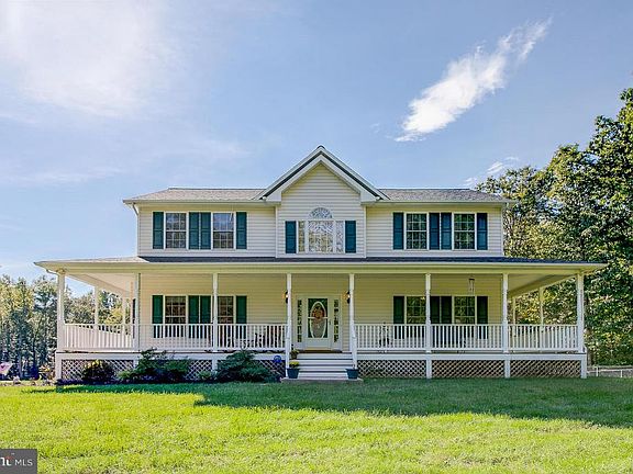 Beautiful Colonial