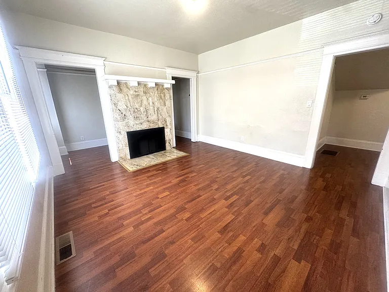75 S 7th St #75 — Photo 3