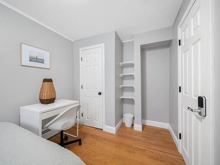 16 Mitchell St #3 — Photo 5