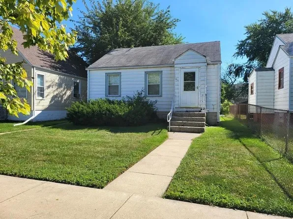 2716 162nd Pl, Hammond, IN 46323