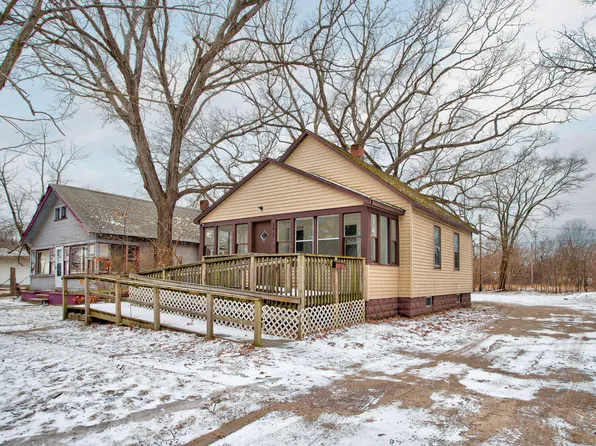 2417 7th St, Muskegon Heights, MI 49444