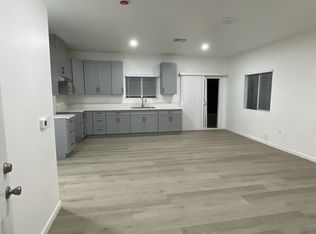 985 Tepee Ln #2, Perris, CA 92570