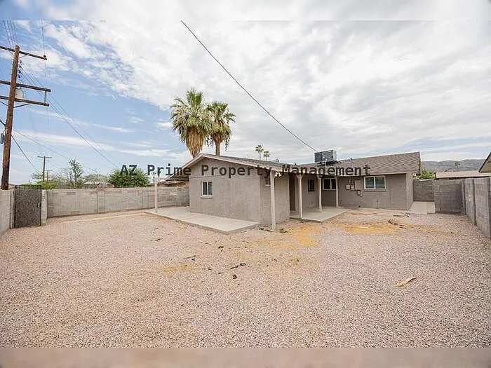 2062 E Nancy Ln — Photo 26