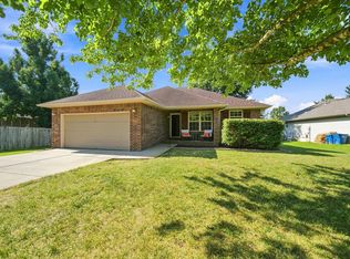 1004 Glen Oaks Drive, Nixa, MO 65714