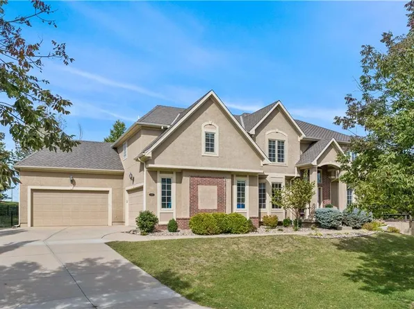 14301 Farley St, Overland Park, KS 66221