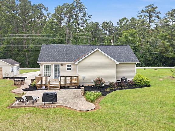 4th image of 2316 Woodlawn Rd