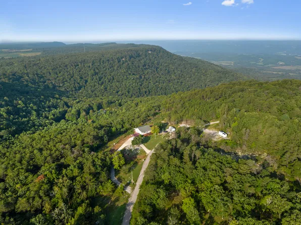 351 Green Rd, Graysville, TN 37338