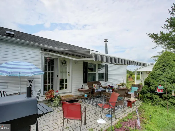 11 Michael Ct, Shippensburg, PA 17257