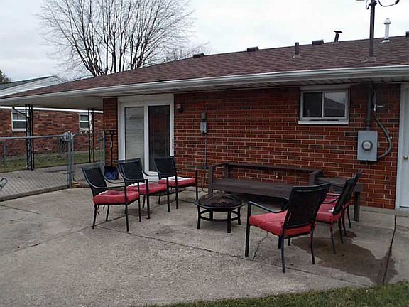2nd image of 1720 Ottawa Dr
