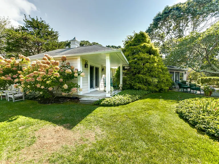 641 Montauk Hwy — Photo 20