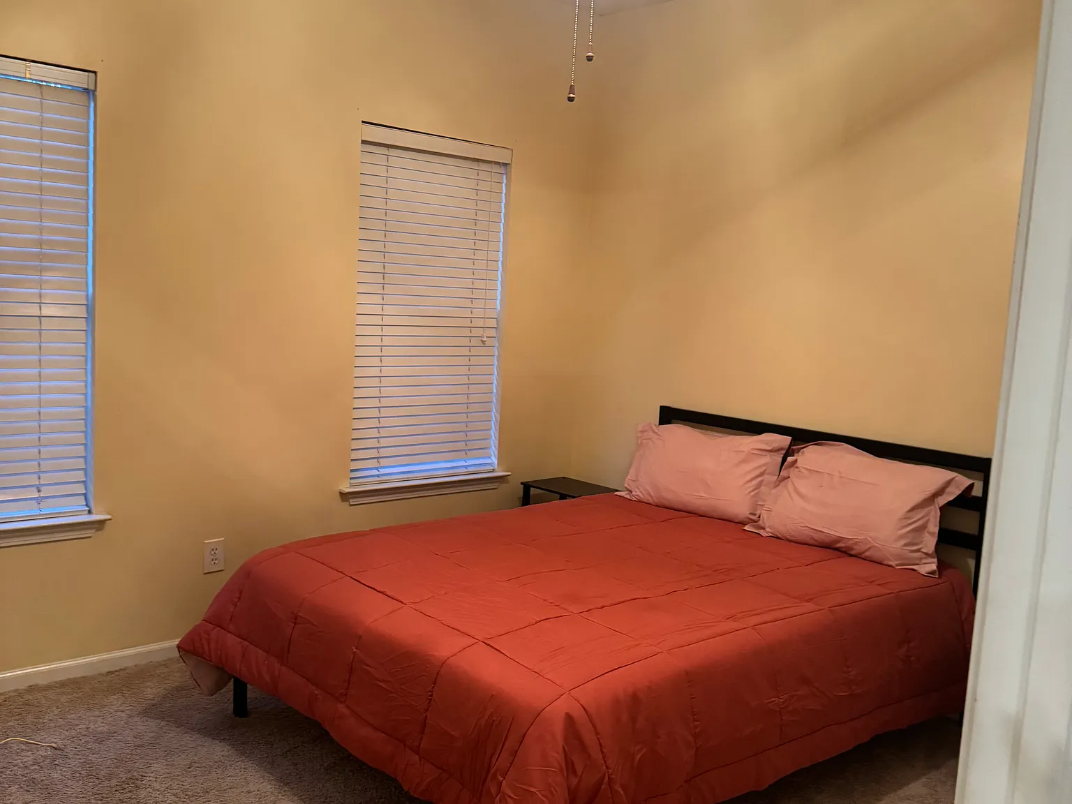 3 bed, 1625 sqft, $2,500 — Photo 3