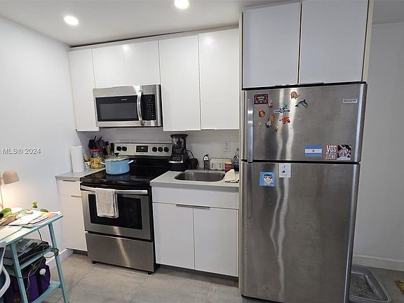 3rd image of 345 Michigan Ave APT 23