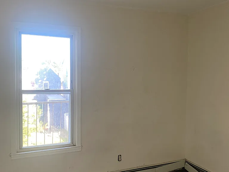 497 S 18th St #4 — Photo 1
