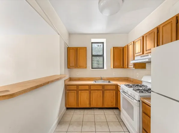 2460 Adam Clayton Powell Boulevard 37 image 3 of 11