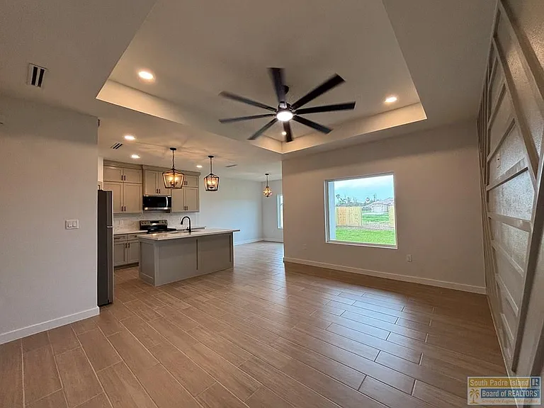 3002 Eliseo Villarreal Ave — Photo 3