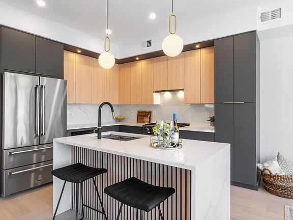5th image of 67 Laidlaw Ave Floor 2