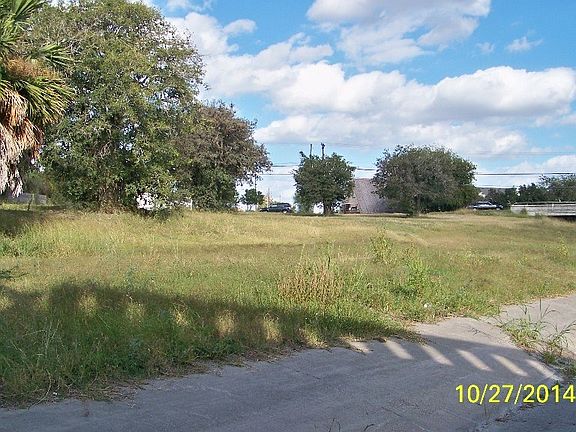 2nd image of 223 N Saint Marys St