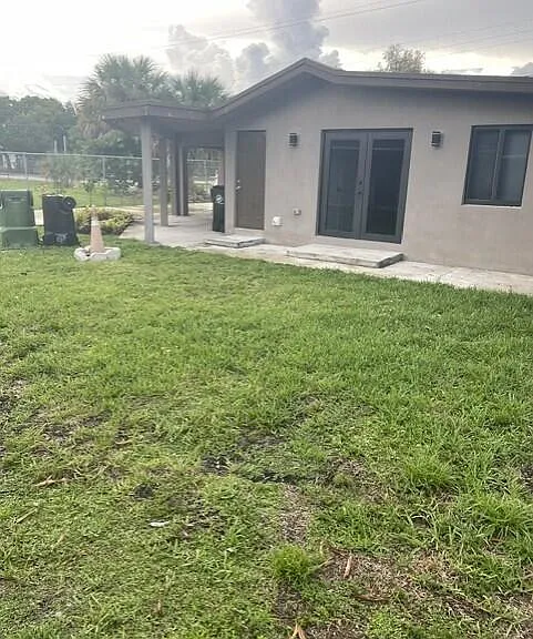 2200 NW 22nd St #1 — Photo 5